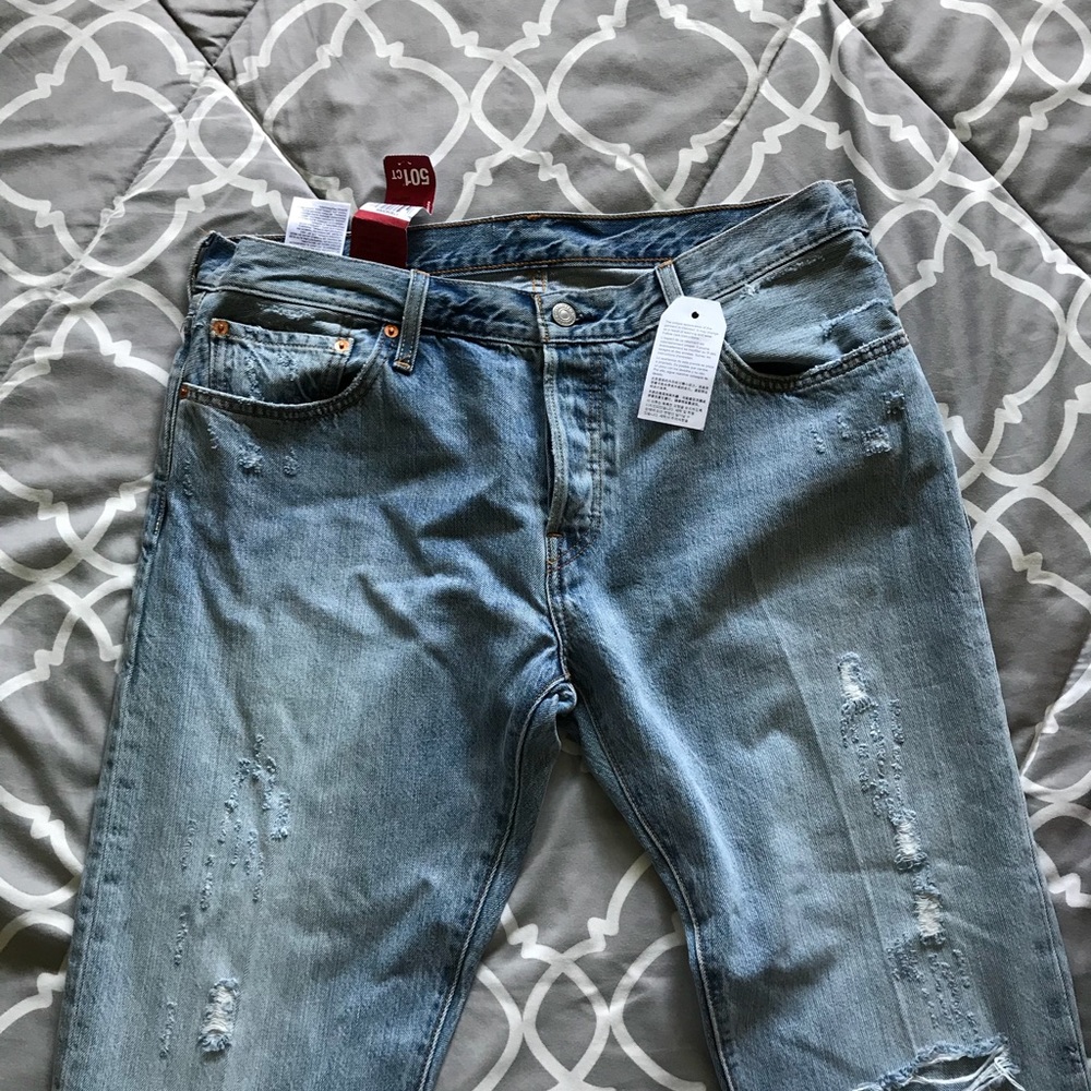 501 Levi’s original fit jeans
